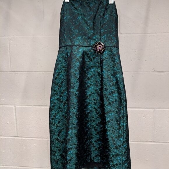 VINTAGE LAUNDRY BY SHELLI SEGAL STRAPLESS DRESS - Picture 2 of 4